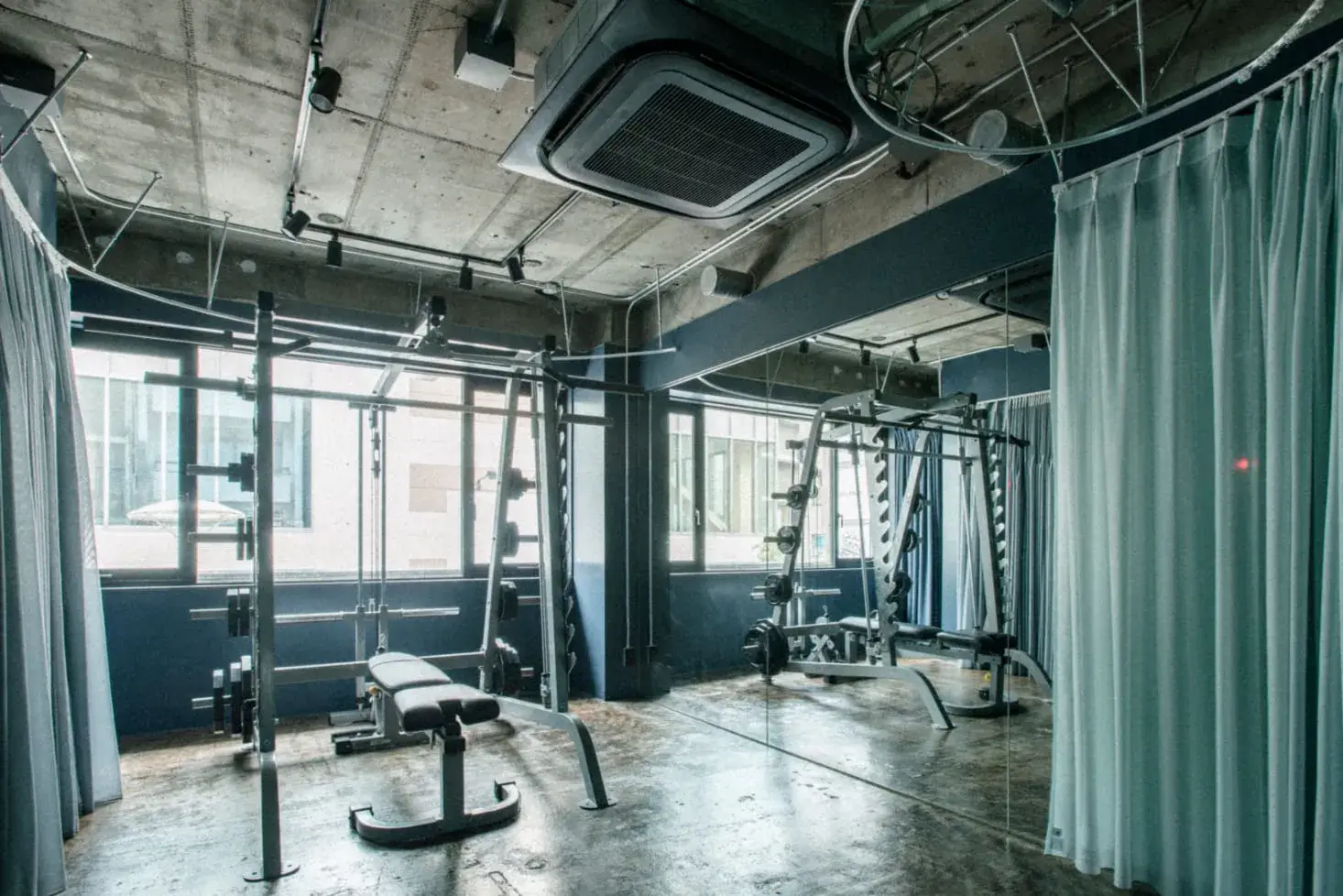 AKASAKA MITSUKEの写真